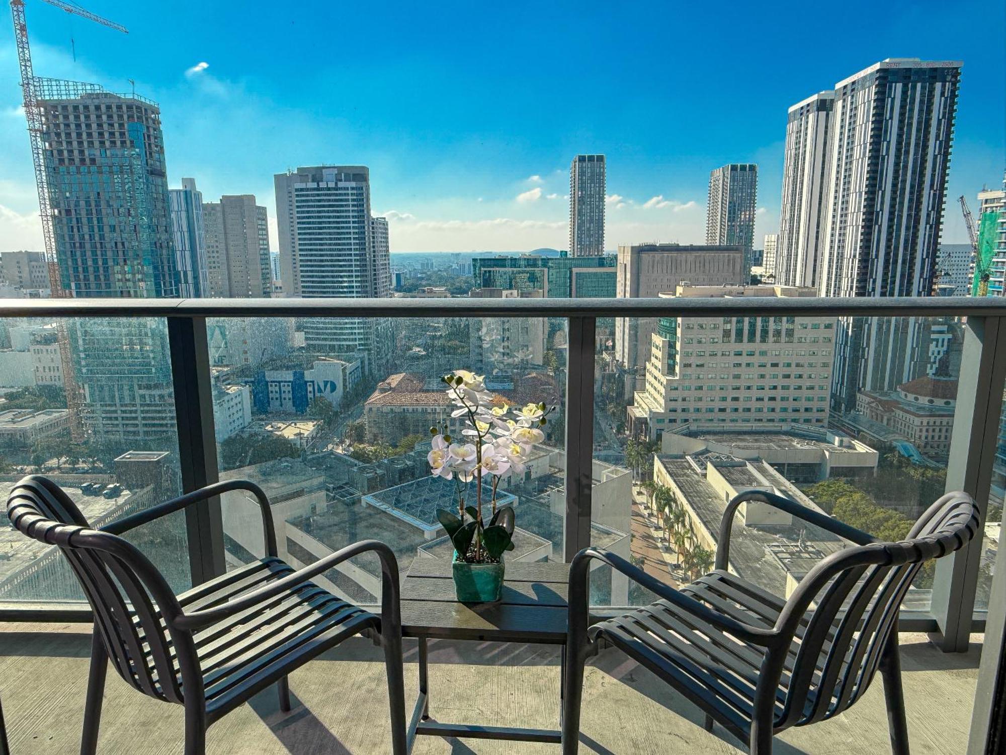 Appartamento Luxury Loft - Free Parking - Ocean View - Brickell Downtown Miami Esterno foto