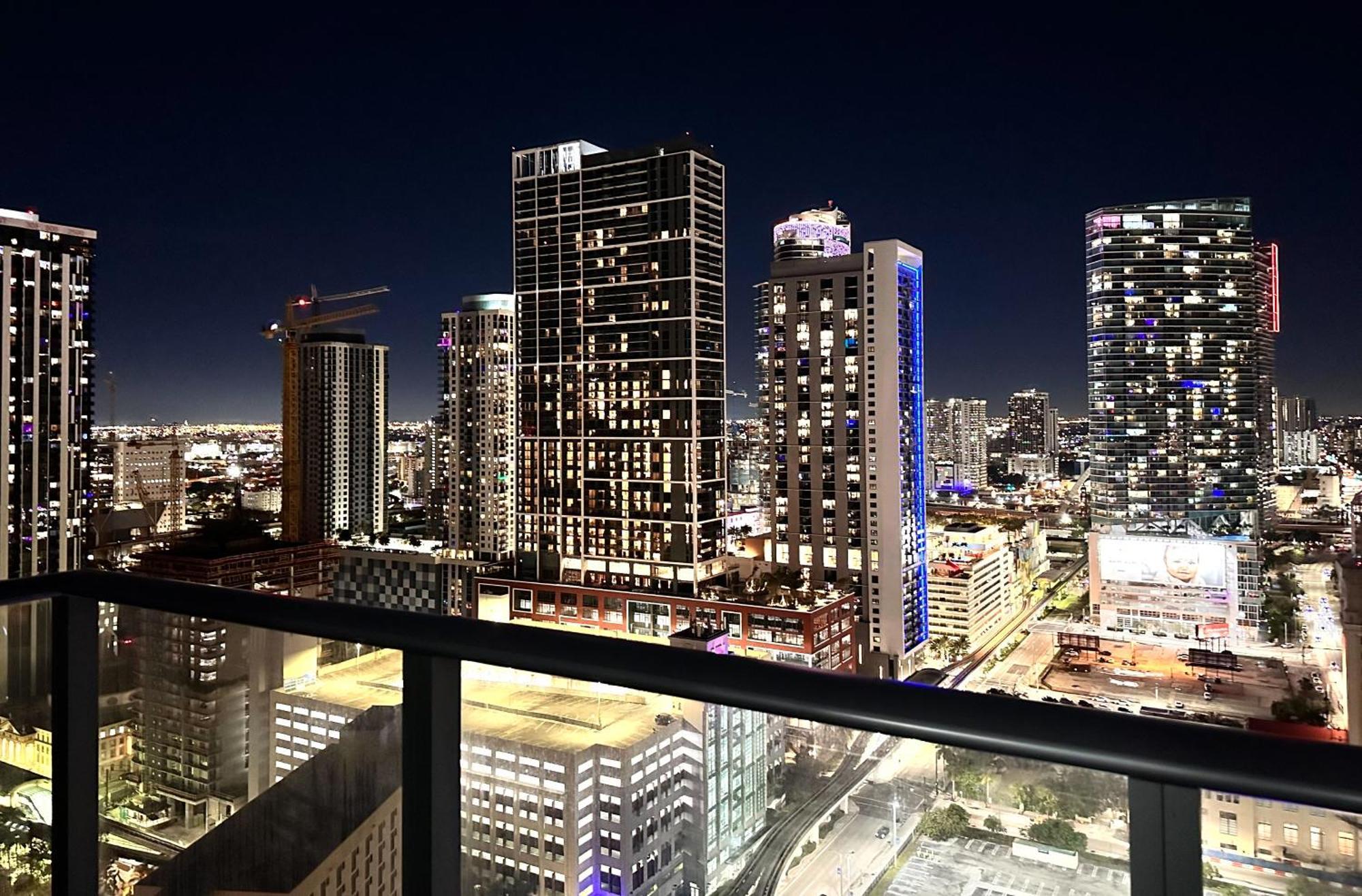 Appartamento Luxury Loft - Free Parking - Ocean View - Brickell Downtown Miami Esterno foto